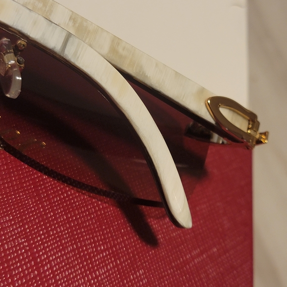 Cartier - Picture 5 of 9